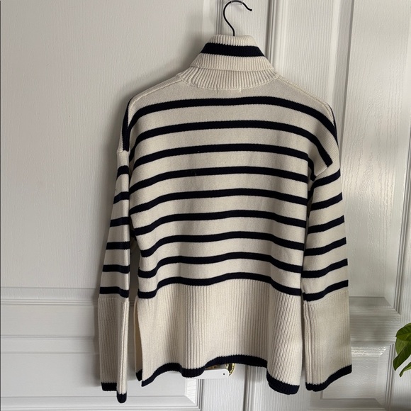GUESS Emelia Sweater - Picture 4 of 16
